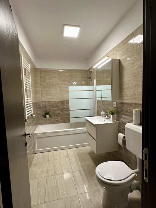 Garsonieră 36 mp | 450 m Metrou Berceni | Bloc 2022 | Proprietar | 400 €