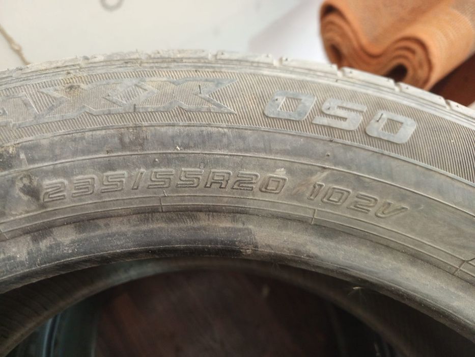 DUNLOP 235.55 .R20