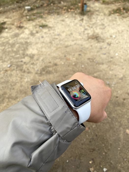 На продаже Apple Watch 3 серия