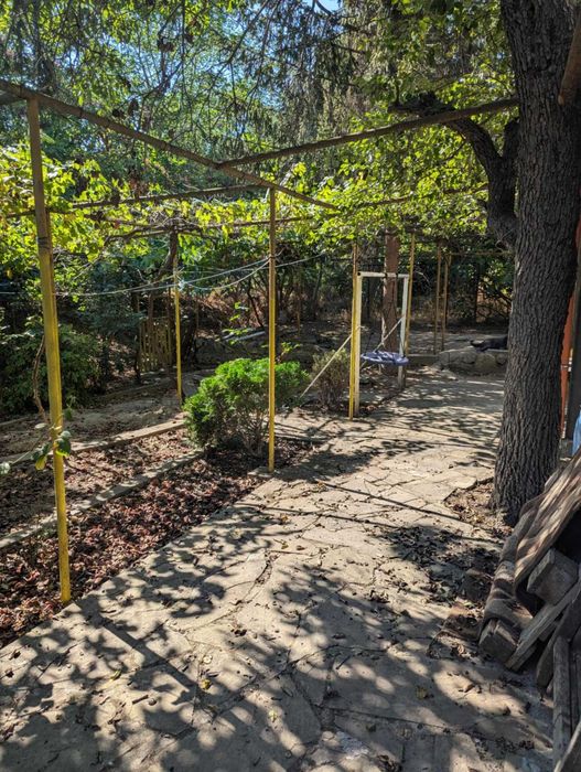 Продавам къща до сп. Марек