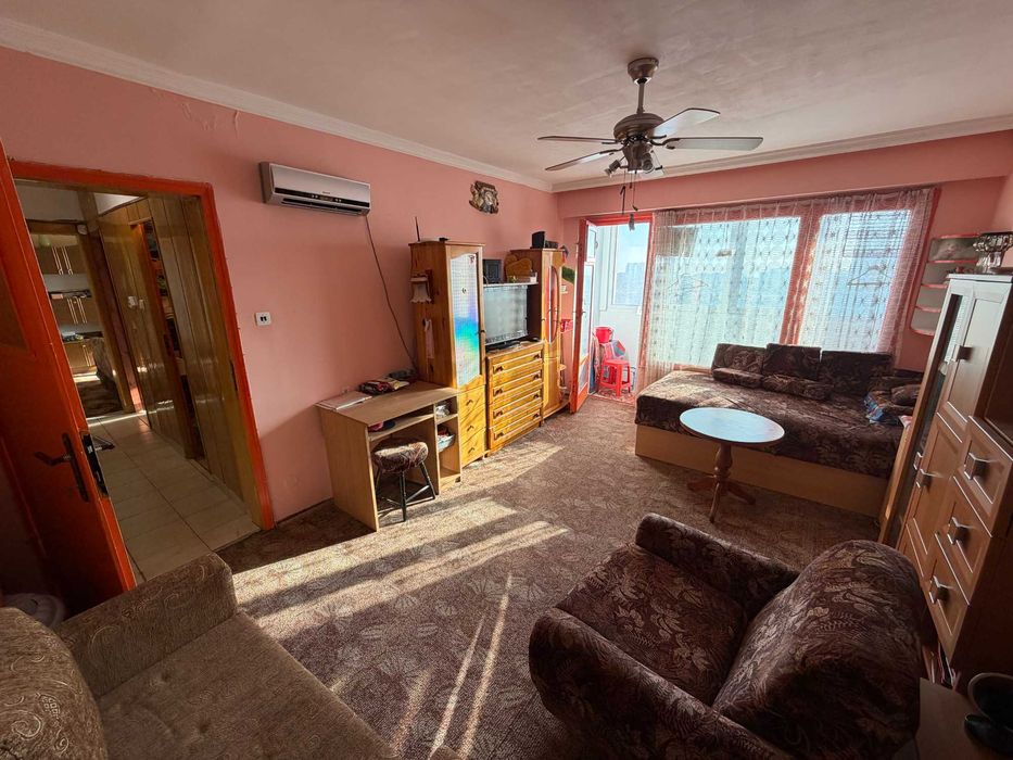 Продава се Тристаен апартамент в Варна, Левски - 68 кв.м за 1050 €/кв.м - Снимка #12