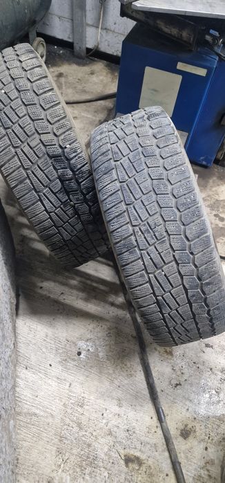 Шины продам зимние  липучка 215/60 16 комплет