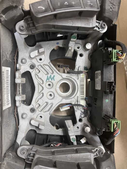 Продам рули toyota, бмв