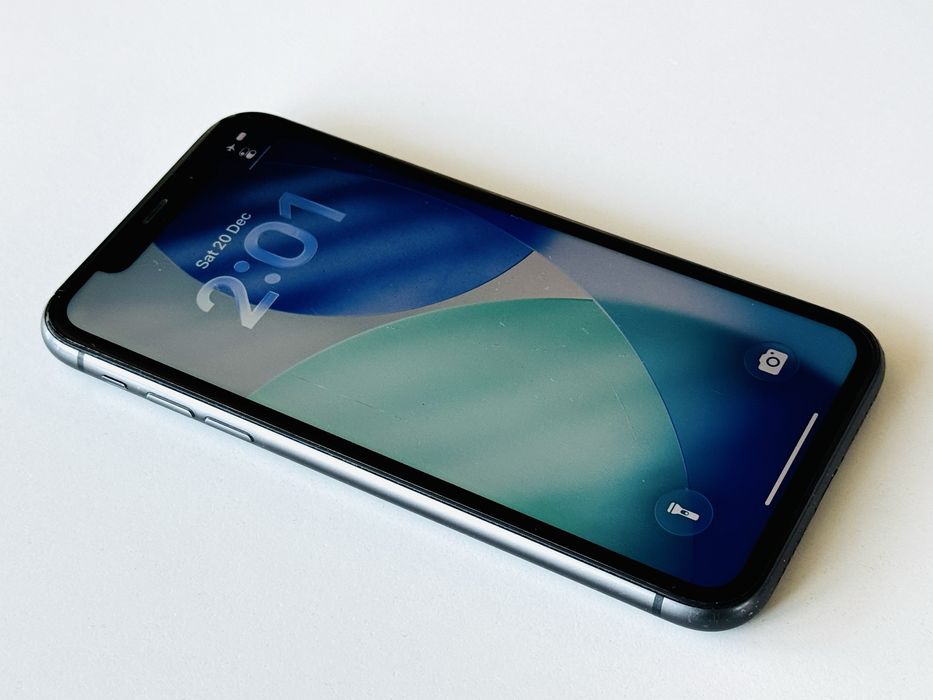 Iphone 11 64GB Black Гаранция 3 месеца