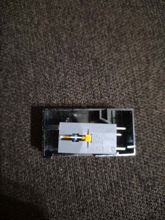 Ac pick-up DDR RFT