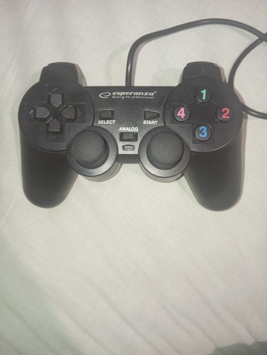 Гейминг конзола за компютър и лаптоп