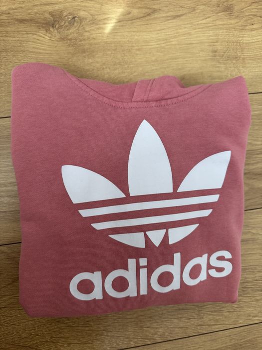 розов суичър на Adidas