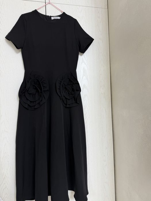 Платье валентино M размер