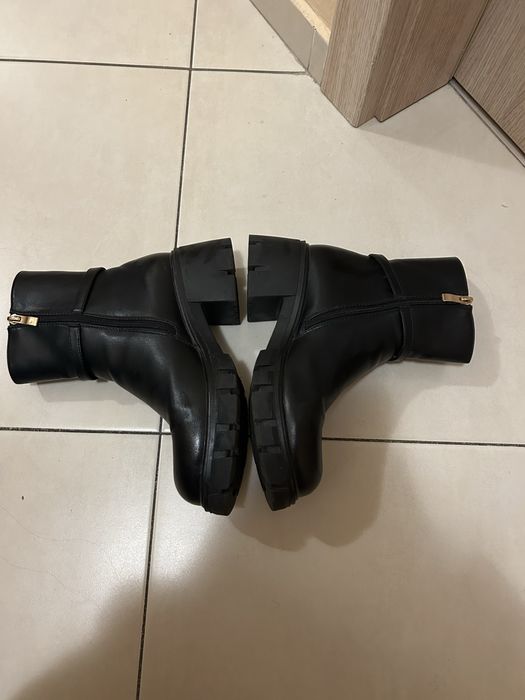 Зимни боти DeeZee