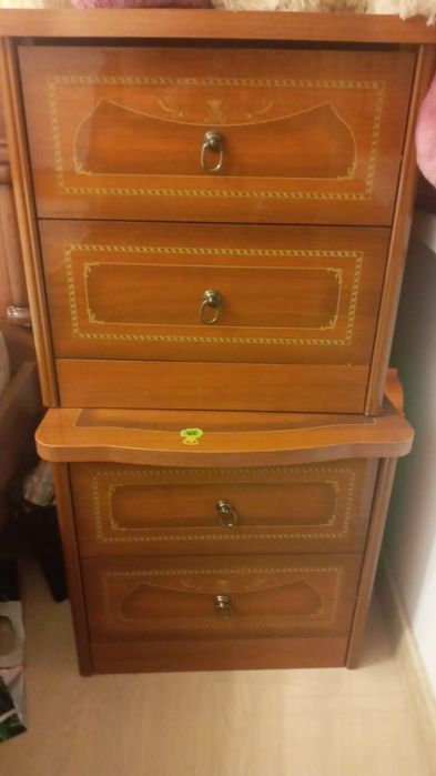 Спальный гарнитур