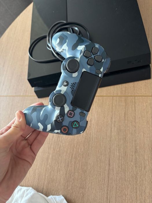 Приставка PS4 500GB