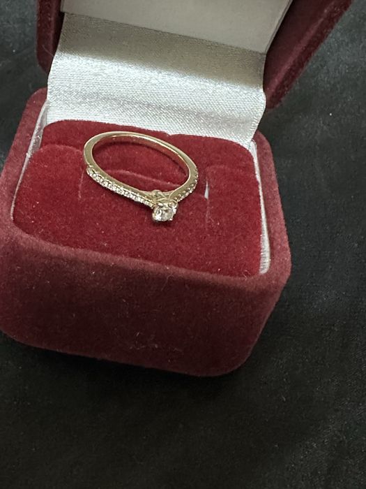 Inel din aur de 18k Teilor cu diamante