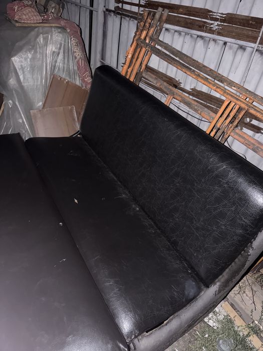 Диван продам дешево