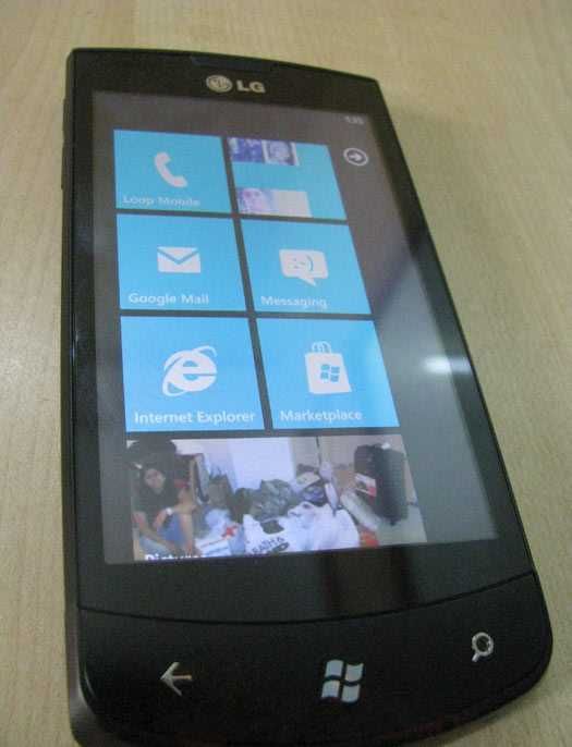 Телефон LG Optimus 7 Windows Phone
