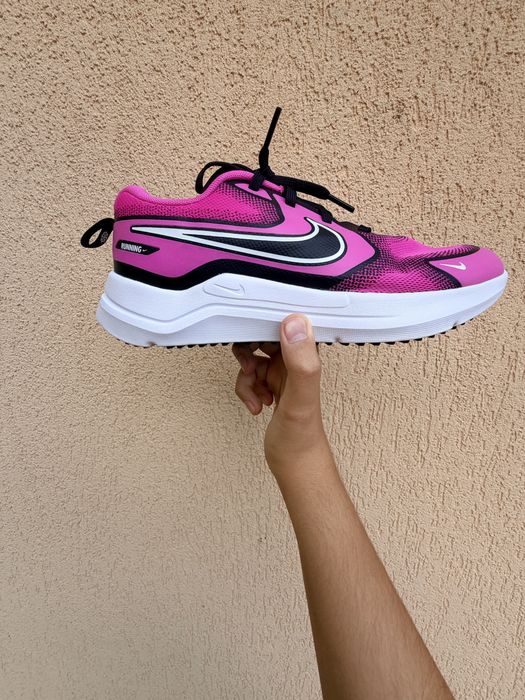 Adidași Nike Revolution 7 Roz/Negru – Complet NOI – Mărimea 40