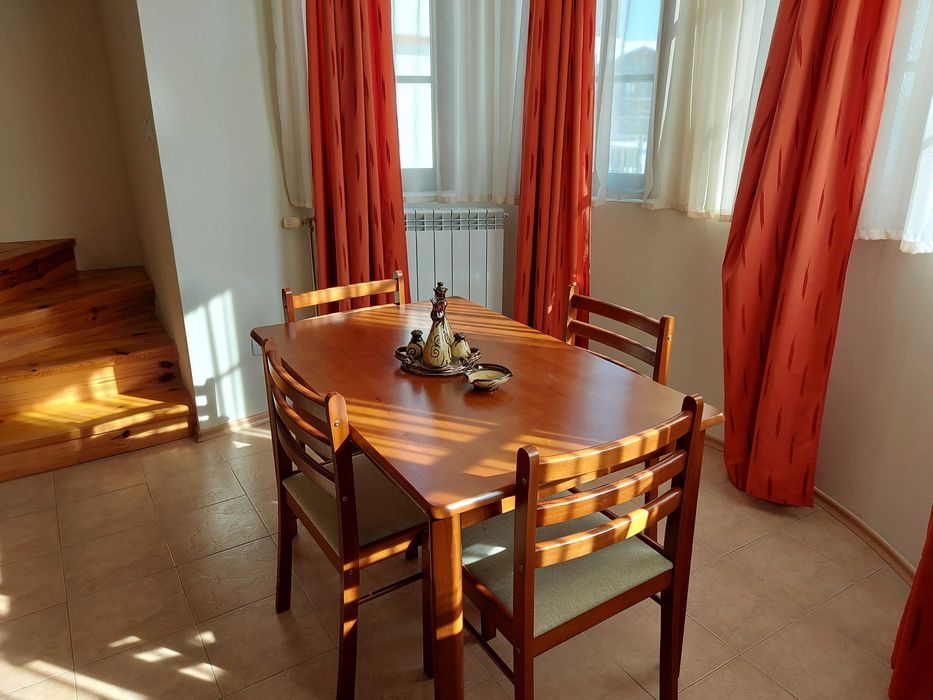 Дава се под наем Тристаен апартамент в Банско - 132 кв.м за 900 € - Снимка #5