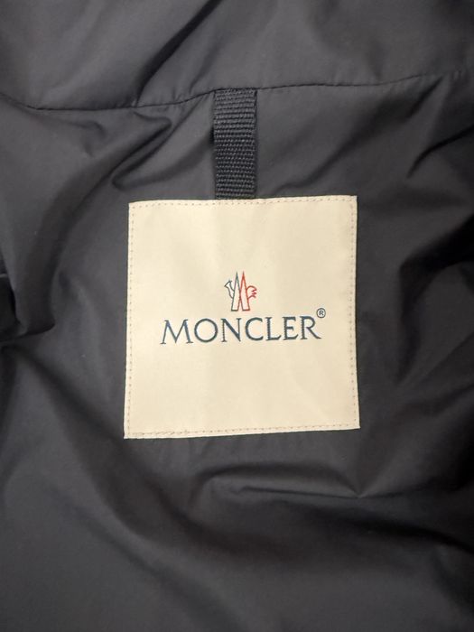 Geaca  Moncler originala