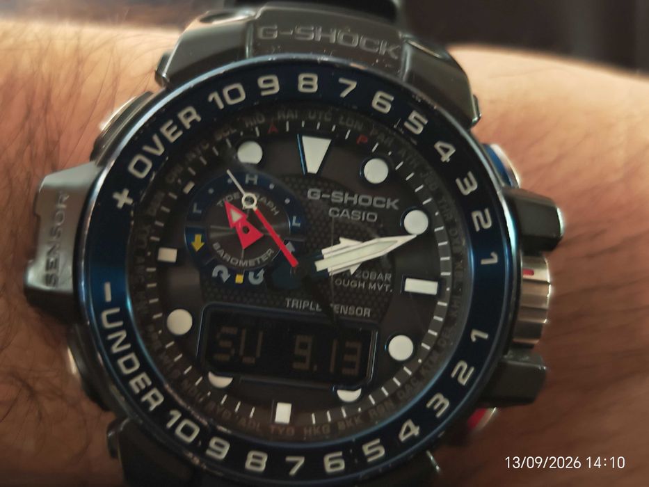 Vând Casio GWN - 1000B, radio control