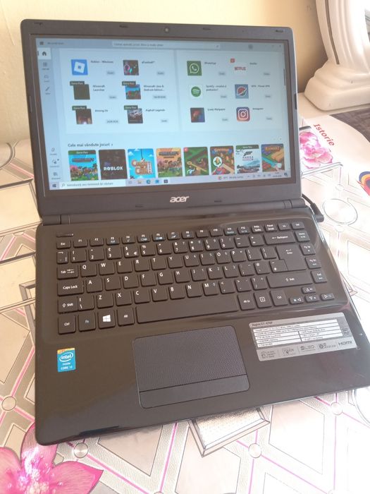 Oferta! Laptop  la preț de Tabletă!300 Lei