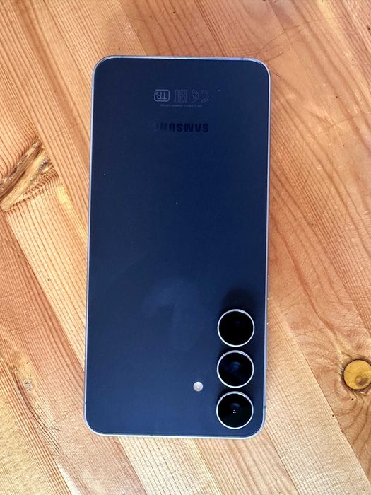 Samsung s25 Fe 8/256