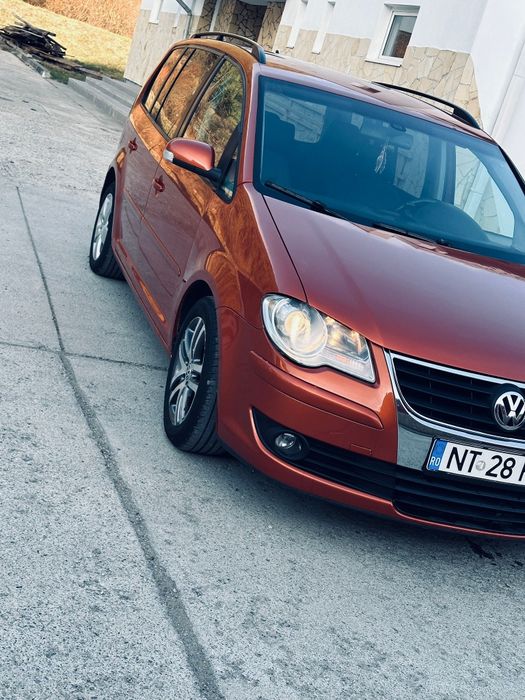 Volkswagen Touran 2009 1.9 TDI – DPF activ – fiabilă