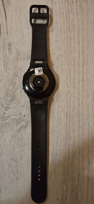 Продавам Samsung watch 6