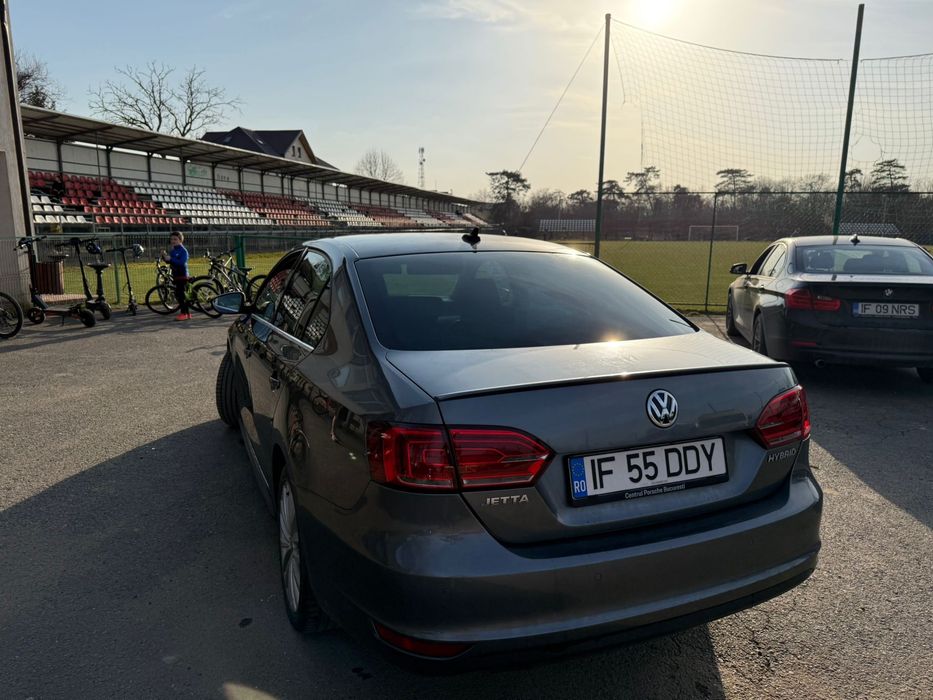 Vand Volkswagen Jetta 1.4 hybrid 2014