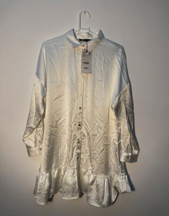 Rochie-camasa satinata pana la genunchi