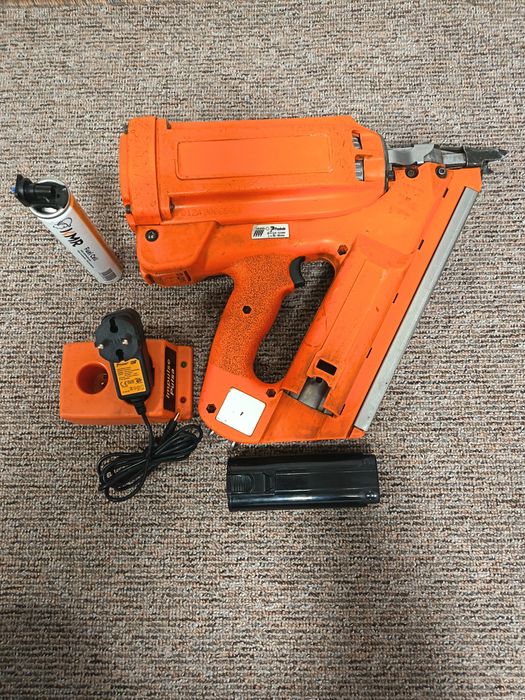 Pistol de cuie Paslode impulse iM 350/90 CT