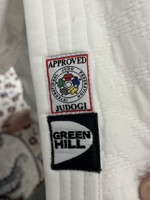 Кимоно для дзюдо……..