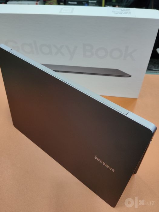 Samsung Galaxy Book5 Pro (NP940XHA)