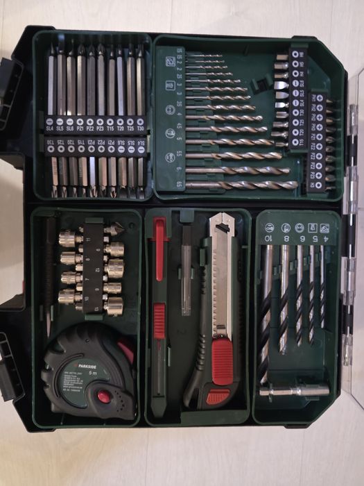 Parkside -пробивен винтоверт с 2 батерий и зарядно