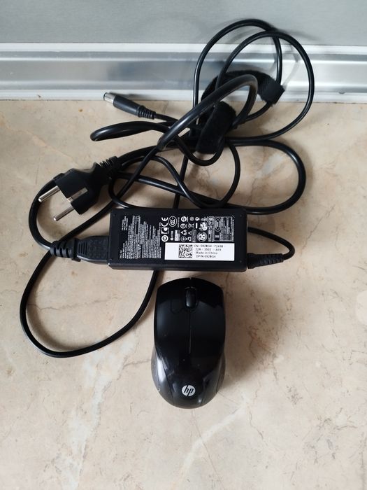 Продавам Лаптоп DELL.