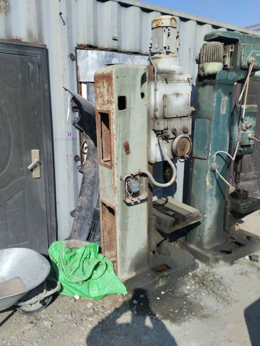 Станки фрезерный и сверлильные