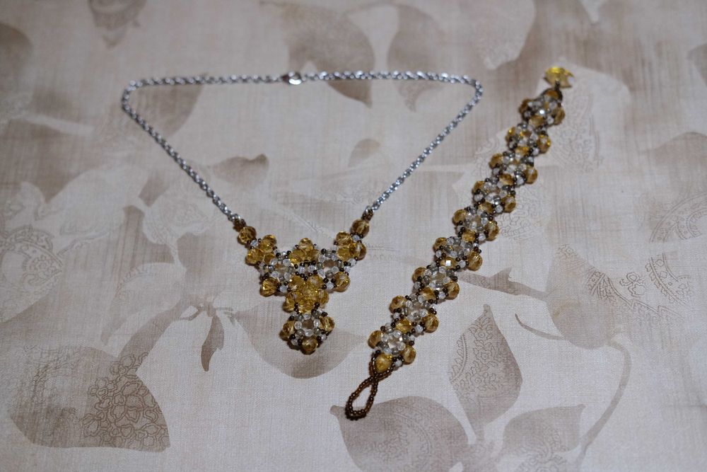 Bratari ,colier cu bratara hand made