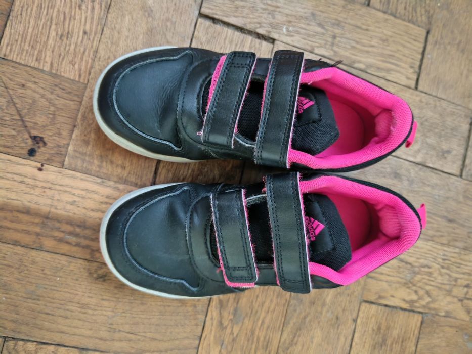 Pantofi sport Adidas mărimea 31
