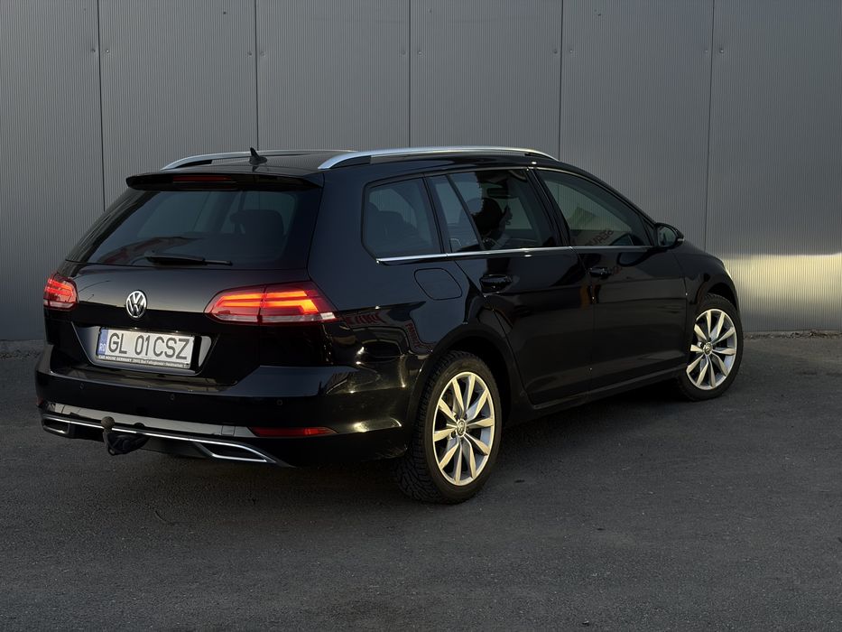 VW Golf 7.5 2018 2.0 tdi/DSG/virtual/ACC/Dynaudio/Pano/full Led