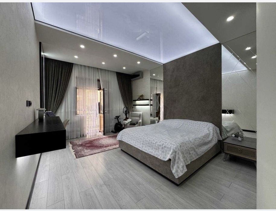 Продается 4 х комнатная квартира Ганга. Своя