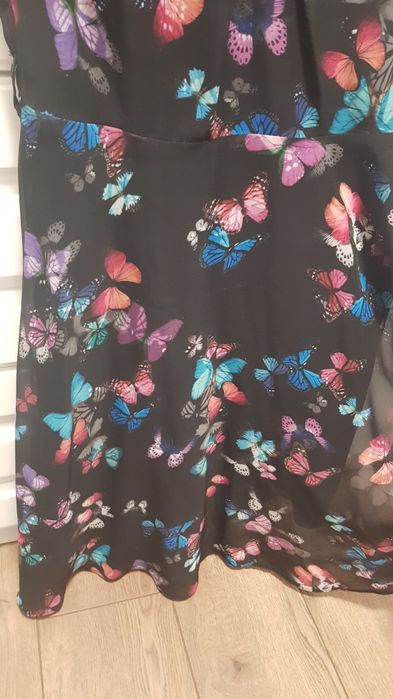 Rochie neagră cu fluturi,mărimea 36