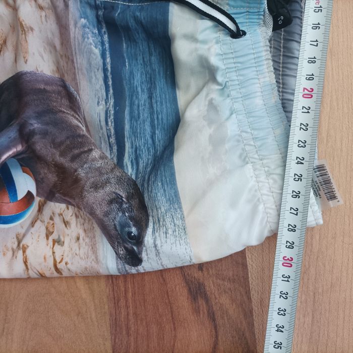 Molo/Shiwi 134-140см шорти