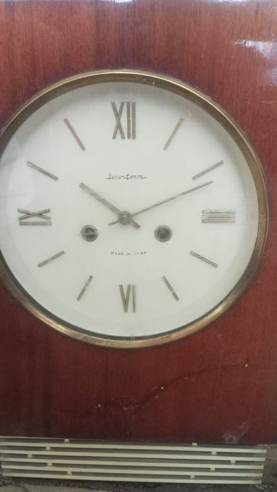 Продам часы, старые рабочие