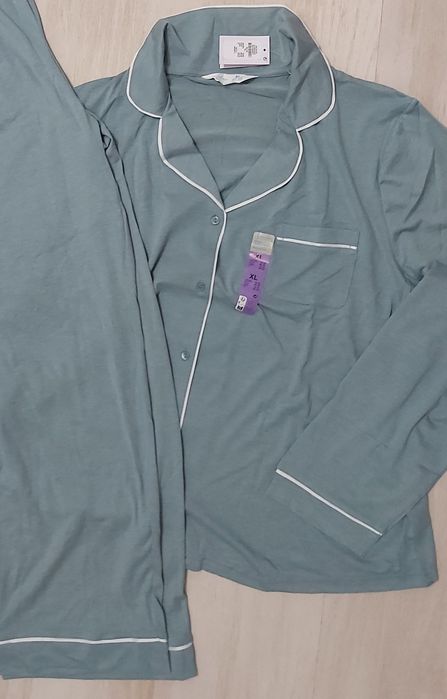 НОВА! Дамска пижама с копчета. Макси размер