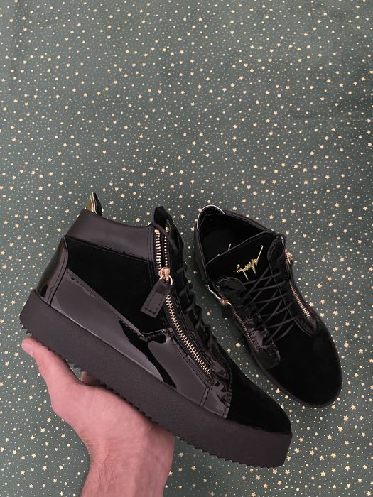 Giuseppe Zanotti Kriss Velvet Mid - Premium Quality , Material Catifea