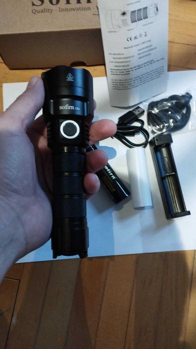 Sofirn C8G 2000 Lumeni - set