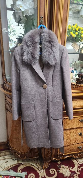 Прадаётся Одежды б/у