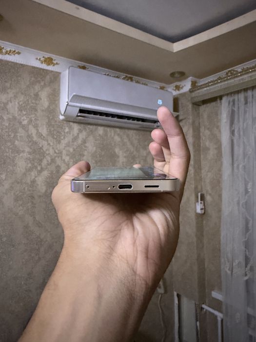Срочно продается S24
