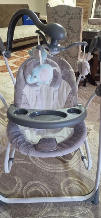 Leagăn bebeluși electric