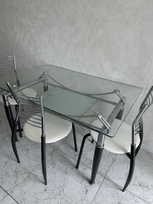 Продается кухонный гарнитур