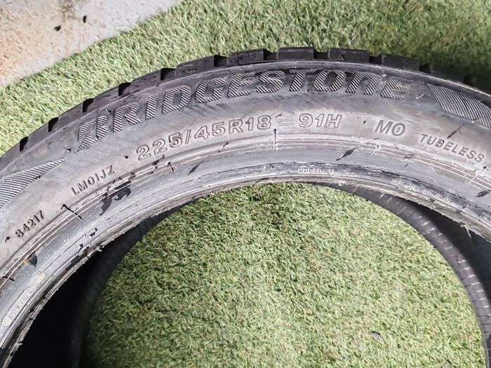 225 45 18 iarna Bridgestone