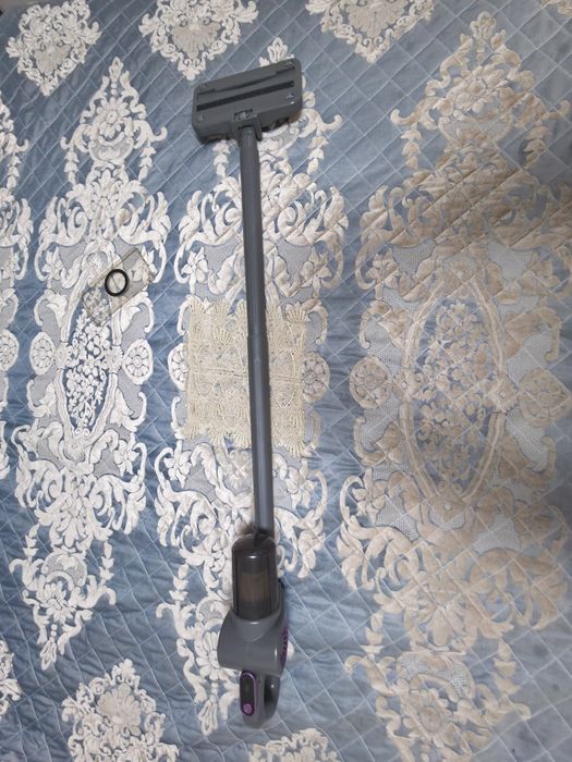 Пылесос продам срочно